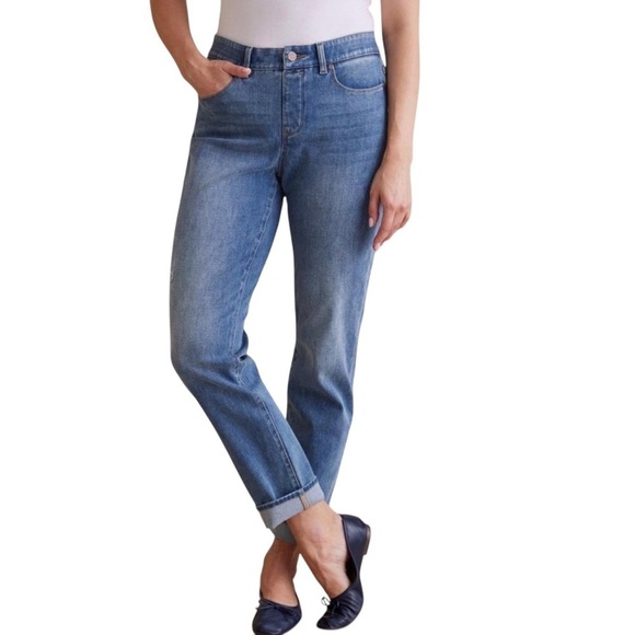 SOFT SURROUNDINGS The Ultimate Denim Relaxed Straight Pull On Jeans 3DH64 - Picture 1 of 9
